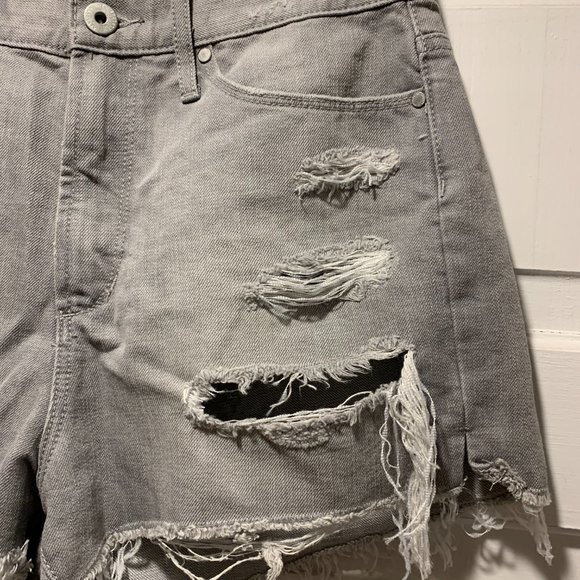 Articles of Society~ NWT!!~ Distressed gray jean shorts - Picture 8 of 15